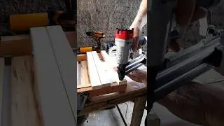 Usando Pinador Pneum&aacute;tico MTX #pinador #pneumatico #mtx #marcenaria #cadeirademadeira #reciclagem