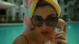 Vintage Poolside Mood