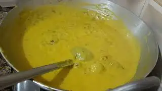 Aaj maine banayi bathuey wali kadhi😋
