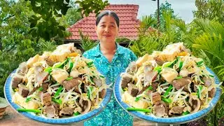 ឆាតៅហ៊ូជាមួយគ្រឿងក្នុងមាន់ / Delicious chicken Organ cook with tofu recipe #cooking #food