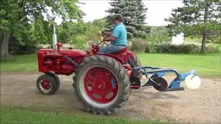 1948 International McCormick Farmall C Tractor with 2 14 Mounted Plow