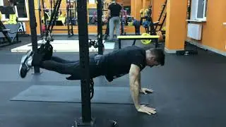 Назаренко А.Ю. - представитель FLY FITNESS   