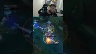 Support Thresh Is the True Carry! #twitchclips #tiktok #leagueoflegends #thresh #twitch
