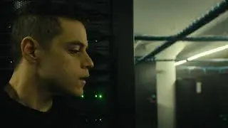 Mr.Robot in silent server room S4E5