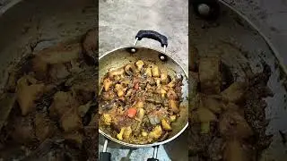 mix vegetable sabji mung daal ki puri recipe 😋#gharkakhanawithartidevi #mycooking #recipe