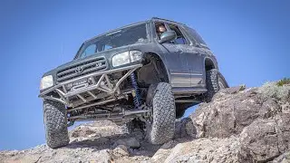 Rock Crawling In Johnson Valley