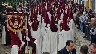 Banda de cabecera Rescate y Dolores Linares en Sevilla 2024. Ave María