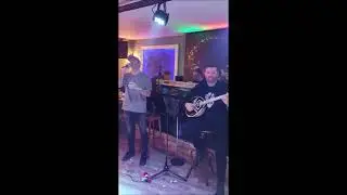 Avi tubi with Andreas Karantinis - Sto adeio mou paketo