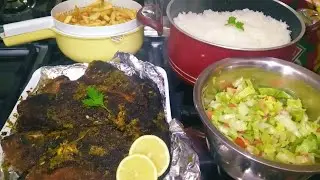 سمك مشوي ورز أبيض وسلطة🍲وبطاطس 🥔🌶🥒🥬