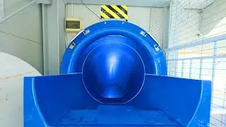 Terrifying KAMIKAZE Water Slide at Aquapark Fala Ł&oacute;dź (PL)
