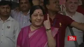 Political leaders and celebrities cast vote in phase 6 Lok Sabha polls
