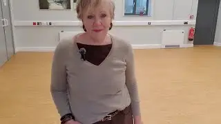 How to Walk in High Heels with Confidence & Elegance (Italian Style Secrets)