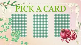 Pick A Card - Messages From Persephone🐚🧶👑