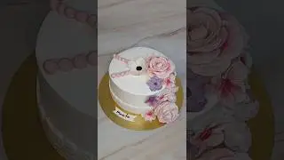 #cake #cakestagram  #edibleflower # #cakeart
