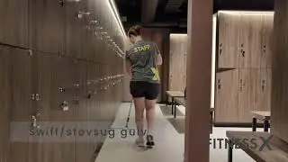 Reng&oslash;ring af hvidt gulv