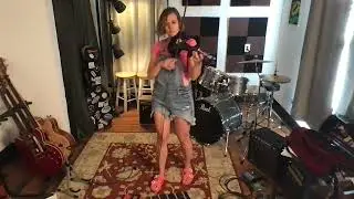 Running Up That Hill (Kate Bush) Cover on Violin and Loop Pedal