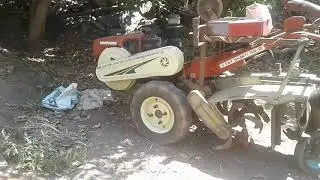 VST SAKTHI 130 DI POWERDELLER STUND IN THE ROUGH