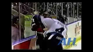 OHL Oct. 29, 1999 Chad Wiseman,MIN v Chris Boucher,TOR x2 Clips Toronto St. Michael's Majors Mississ