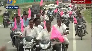 TRS Cadre Grand Welcomes To Govt Adviser DS In Dichpalli Of Nizamabad