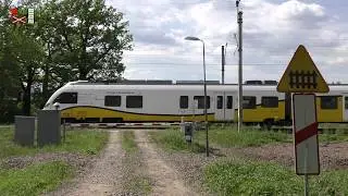 Przejazd kolejowy Gorzanów #2 (PL) - 8.5.2018 / Železniční přejezd / Polish railroad crossing