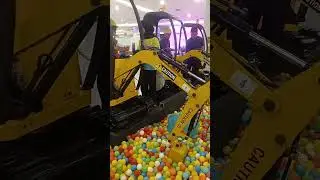 Mainan Beko Excavator Di Mall