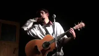 RINKONETE EN T&Uacute; RETRETE- Canci&oacute;n protesta (Bar la Juglaresca 27-12-11)