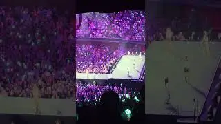 TWICE - Feel Special live (THIS IS FOR World Tour)