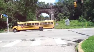 Biking:  Washington Blvd. Pt. 2--Three unsafe passes