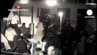 Reports of 1500 migrants arriving at Lampedusa