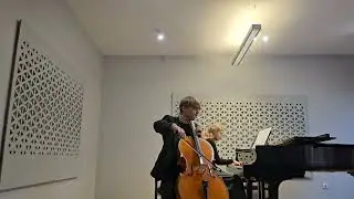 Miks Jānis Skulte; 17 g.; N. Paganini Variācijas par Dž. Rosīni operas 