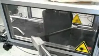 Bottle-turning mechanism