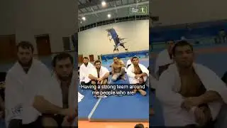 When Football Legend Edgar Davids Meets MMA King Khabib! 👑@ESPNMMA#shortschallenge