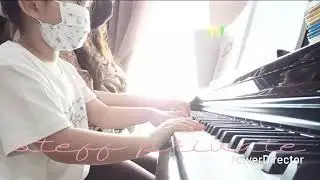 Teaching Xinxin - Old MacDonald Had a Farm - Music for Little Mozarts Recital 3