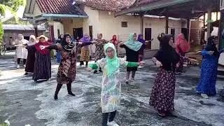 Senamku Senin pagi tgl 22 Des 2025 memperingati hari ibu di Sidomulyo wetan Kel tlingsing 