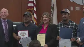 Farmworkers honored for saving students from burning school bus in Madera County