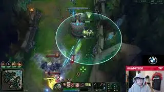 T1 Gumayusi's insane Draven damage against a 2-kills Zeri (ft. Viper) | Stream Highlights