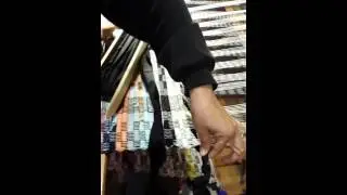 Weaving Turkey Track Patterns in handwoven  rugs