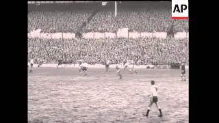 SPURS V CREWE - CUP TIE FOOTBALL - FLOODLIT