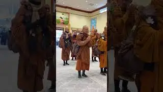 WALK FOR PEACH - Chùa Vạn Hạnh Jan 25,2026