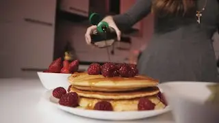 EPIC HANDHELD B-ROLL - Making Pancakes Daniel Schiffer Style - Fulltime Filmmaker Challenge