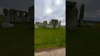 Stonehenge #walkingtravel #ancienthistoryuk