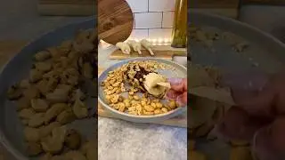 🐒🍌MONKEY TAILS! #asmr #asmrsounds #viral #shorts #trending #satisfying #fyp #dessert #food #recipe