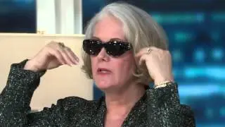 Jonathan Paul Fitovers Chic Cat Sunglasses w/Swarovski Accents w/Case on QVC