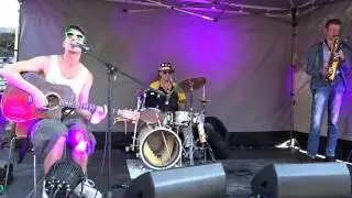 Micha Benjamin Live @Cologne Helios Festival 2015 - Mach ma locker