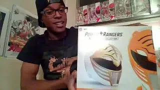Power Rangers Lightning Collection MMPR White Ranger Helmet Review/Unboxing