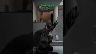 ReadyorNot: Right Over His Shoulder #readyornot #gaming #teamwork #tactics #tacticalgaming #fps