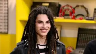 Samuel Larsen Guest Mentors on The Glee Project!