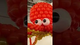 👀 Giant Octopus above you 🐙 #shorts #octopus #balloon