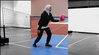 الصف التاسع  الدرس الثامن  الارسال من اعلى مواجه