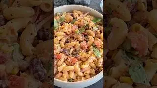 Приготовьте этот простой мексиканский салат из макарон для вашей следующей вечеринки 🎉 Нам он оче...
